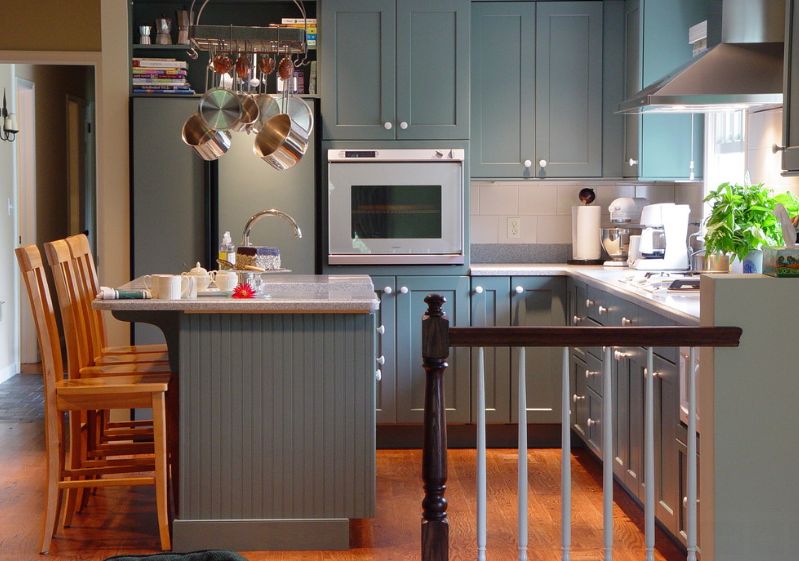gray-kitchen-with-island-small-space